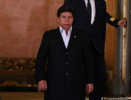 Presidente de Perú denunciado constitucionalmente por corrupción