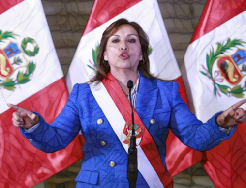 Fiscalía de Perú inicia investigación contra la presidente Dina Boluarte por presunta corrupción